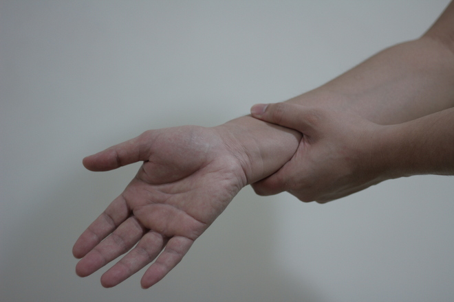 wrist-pain-4-1411504